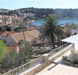 2 Bedroom Villa with Plunge Pool and Terrace in Cavtat, Sleeps 4-6